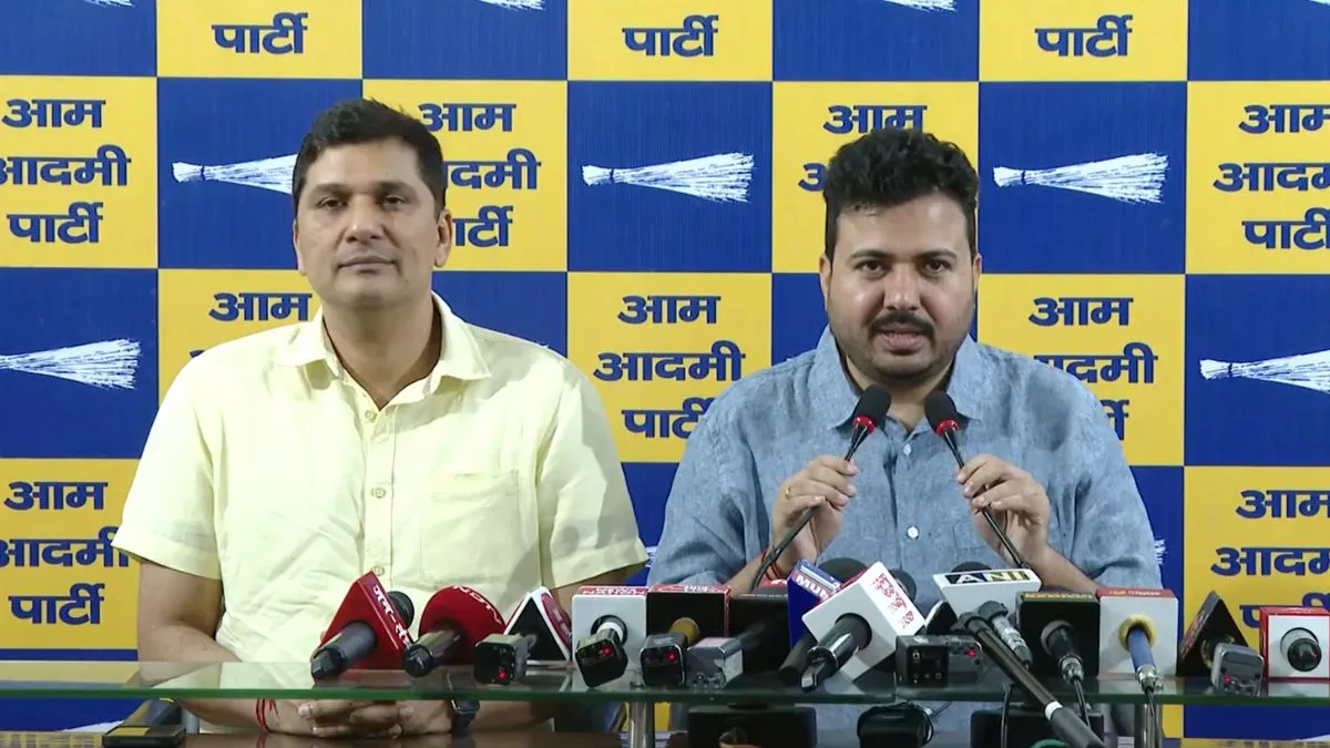 AAP terms CBI raid at Pathak’s residence ‘politically motivated’