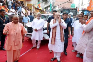 Amit Shah reaches Varanasi to attend Central Regional Council meeting, offers prayers at Kalbhairav Temple